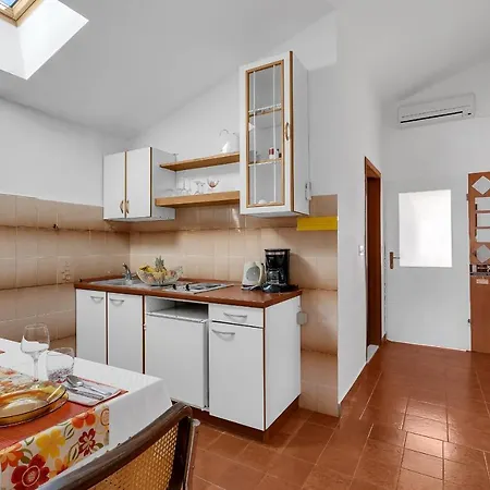 Apartments Paunovic Makarska Exterior photo