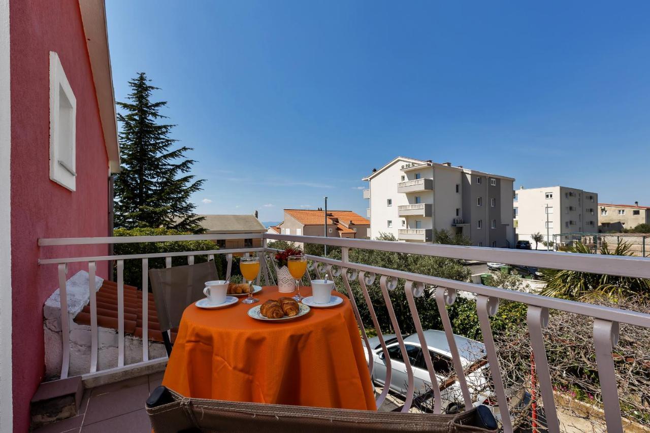 Paunovic Apartment