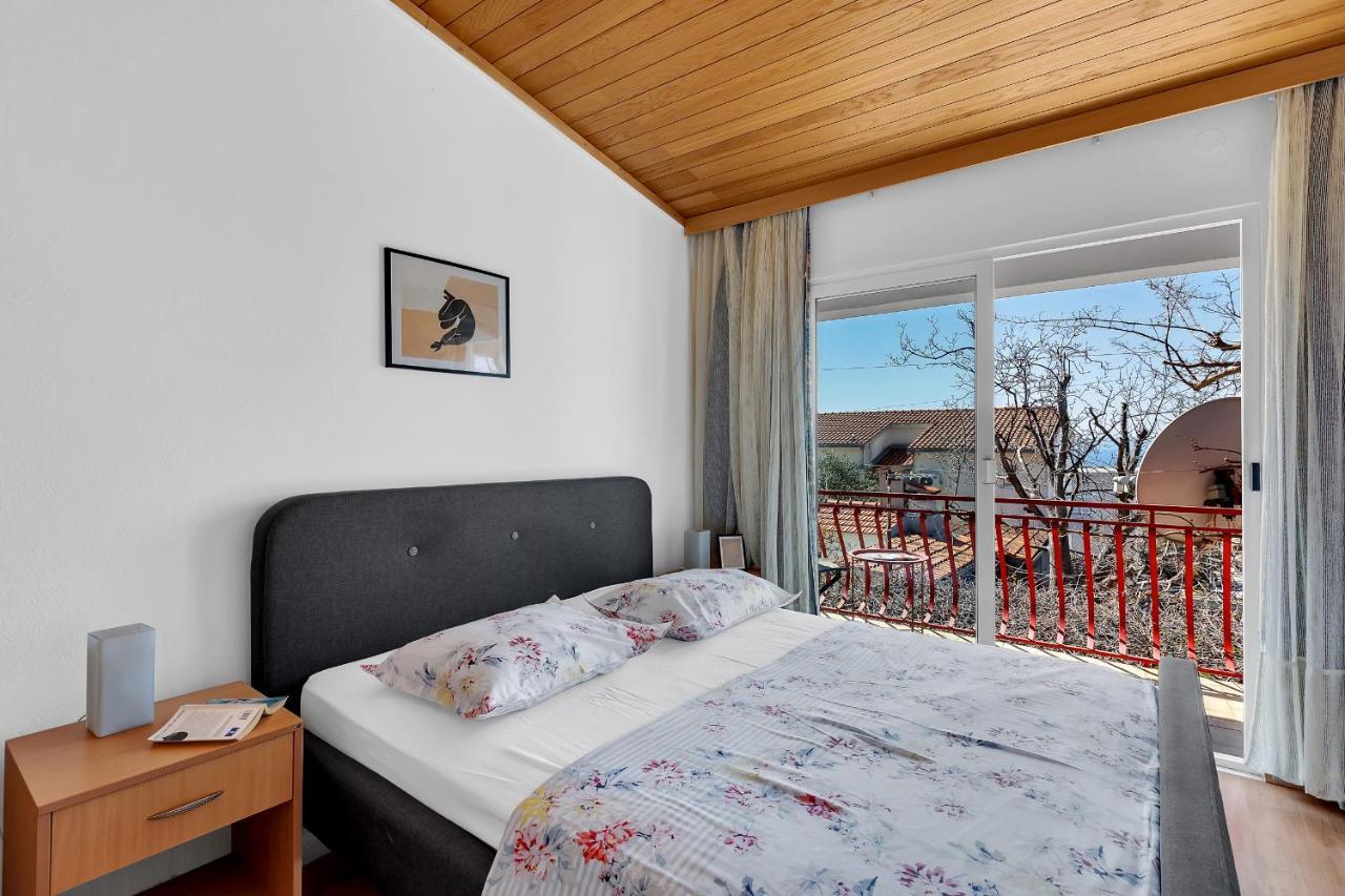Paunovic Apartment